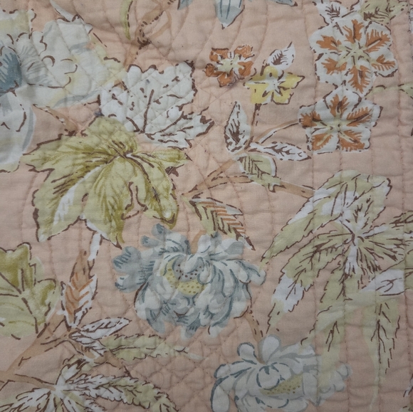 Waverly Cape Coral Quilted Standard Pillow Sham - Picture 2 of 5